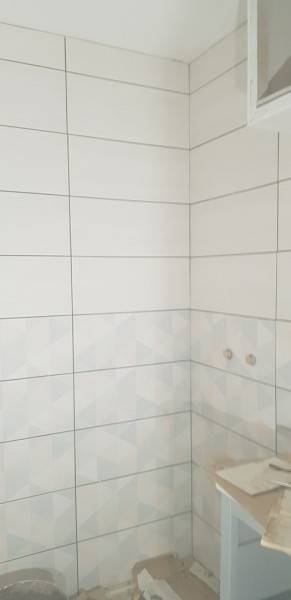 Pose-de-revetements-de-sols-et-murs-Cesson-Sevigne